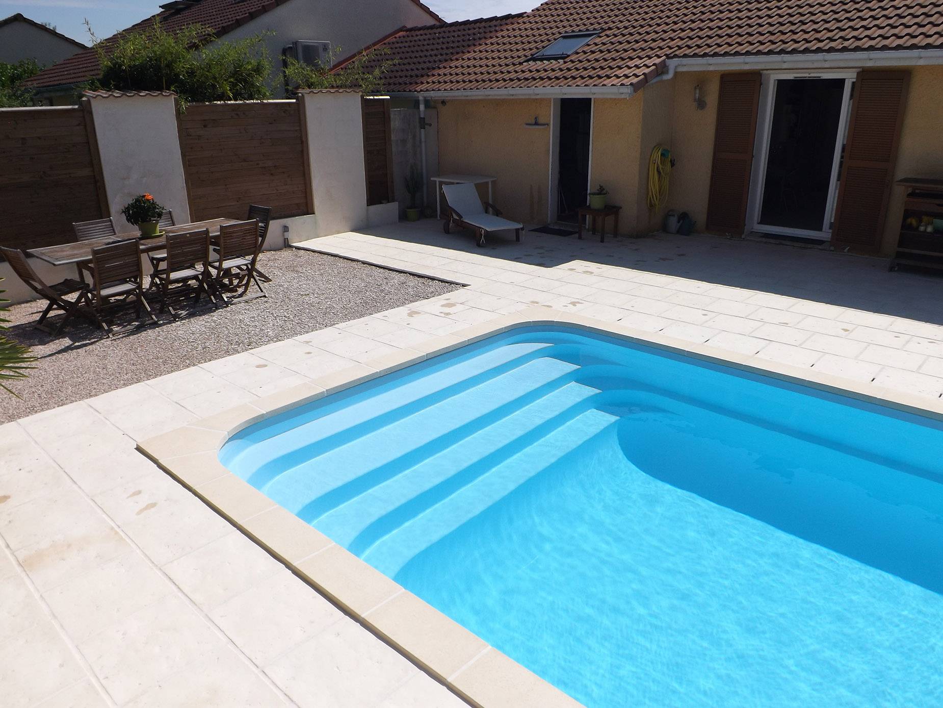 PISCINE COQUE POLYESTER