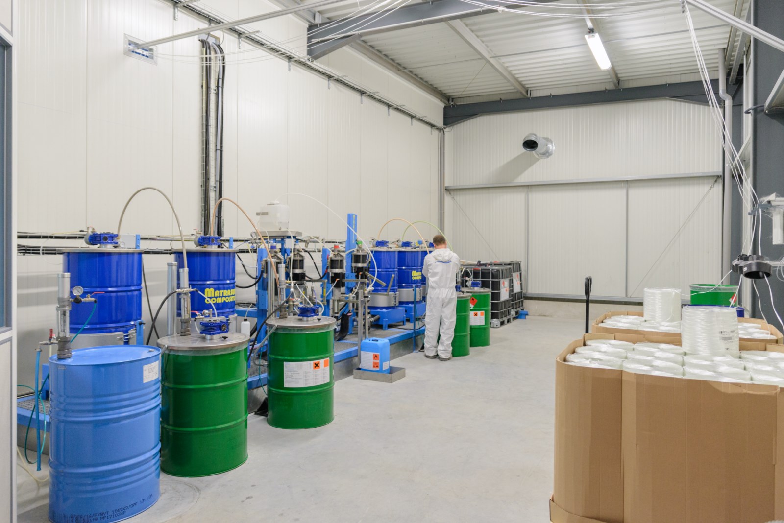 Fabrication d'une piscine polyester